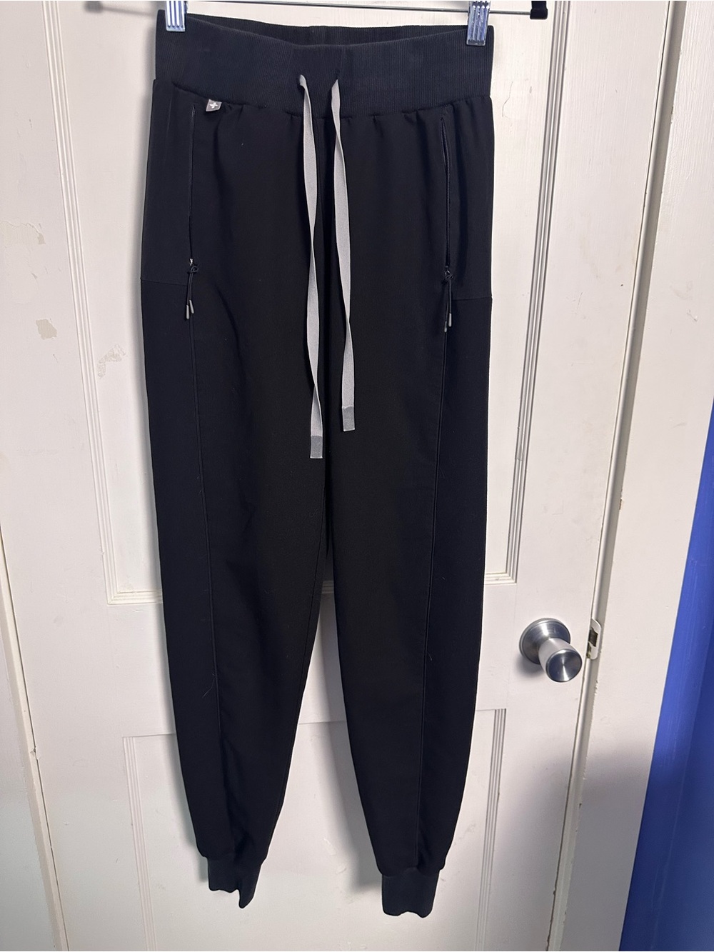 FIGS Technical Collection Black Jogger Scrub Pants Size XXS / Tall (XXS/T)